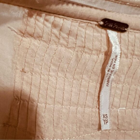 Free People Shimla Peach Ivory boho peasant lace Embroidered Split Neck Top XS - Picture 14 of 16